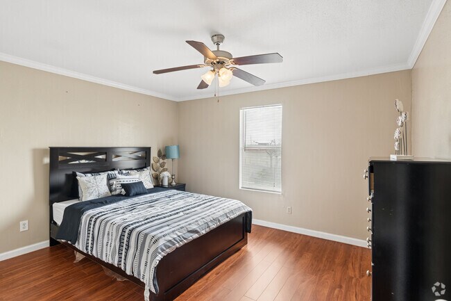 2BR, 2BA - 1,000SF - Bedroom