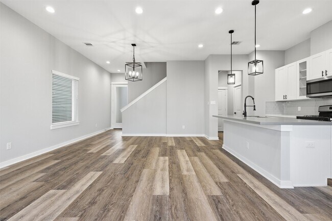 Photo - 417 Stonework Sage Ln