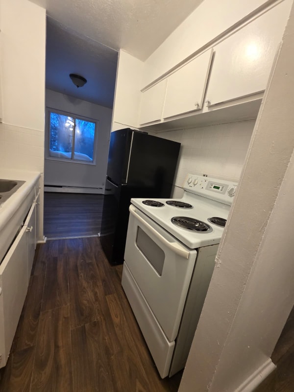 Photo - 3265 E 143rd St Unit 207