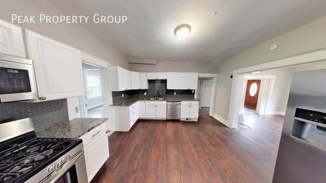 Photo - 2313 Stratford Ave