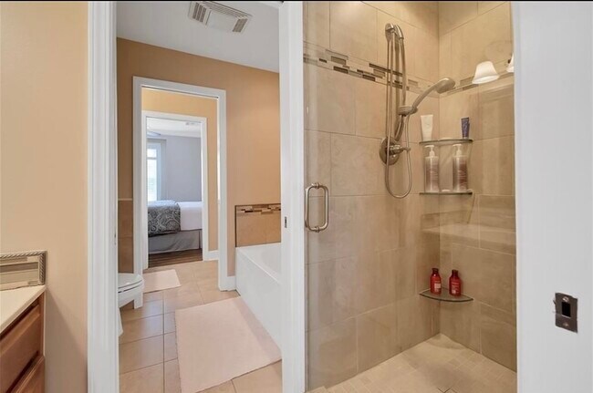 Photo - 1416 Windsor St Unit 1416 Windsor St