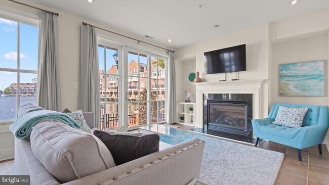 Photo - 2333 Boston St