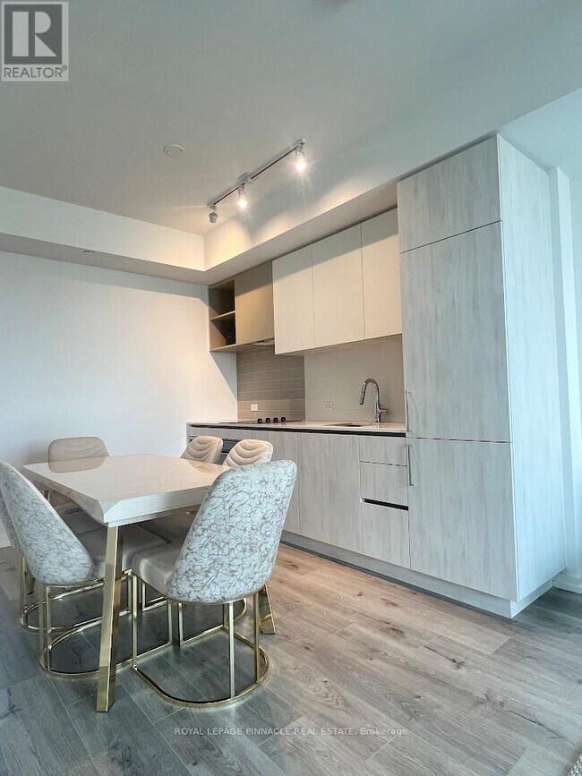 Photo - 7890 Jane St Unit 2701