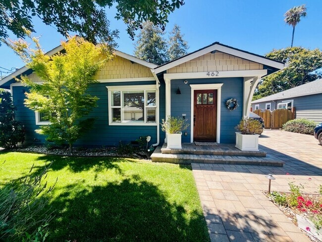 Building Photo - Stunning 3 Bed 2 Bath Downtown Sunnyvale w... Rental