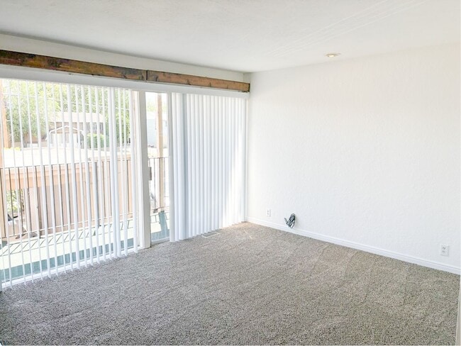 Photo - West Valley Condo with Prime Location in West Valley!