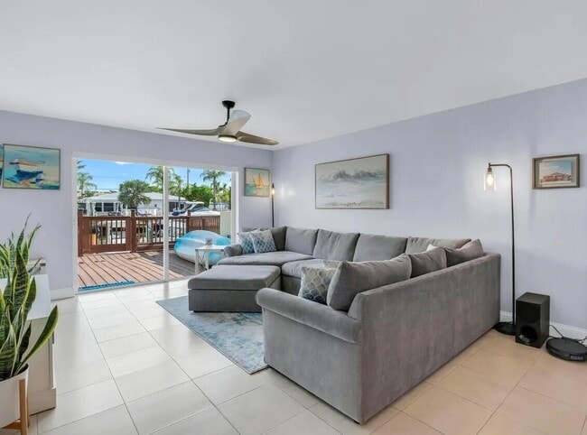 Photo - 1839 SE 4th St