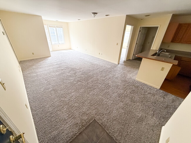 Photo - 1191 N Milford Rd Unit Apartment 1