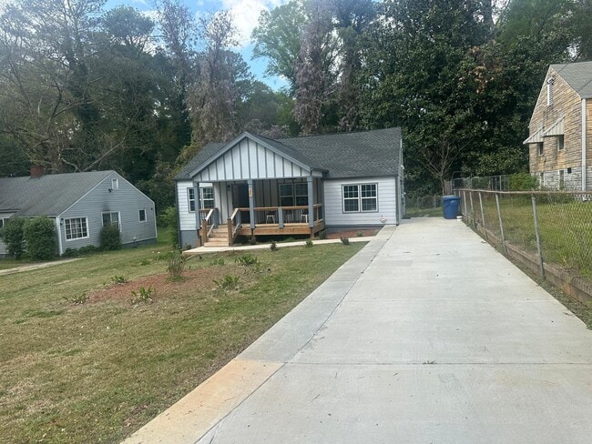 Photo - 1841 Bayberry Dr SW