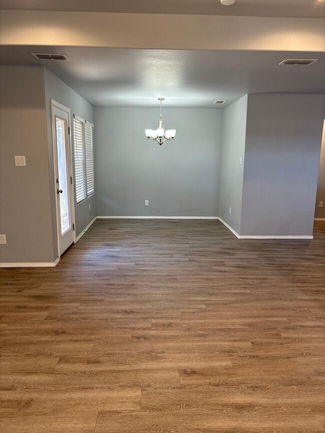 Photo - 8522 11th St