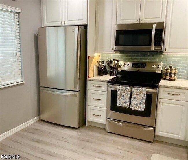 Photo - 3708 SE 12th Ave Unit 201B