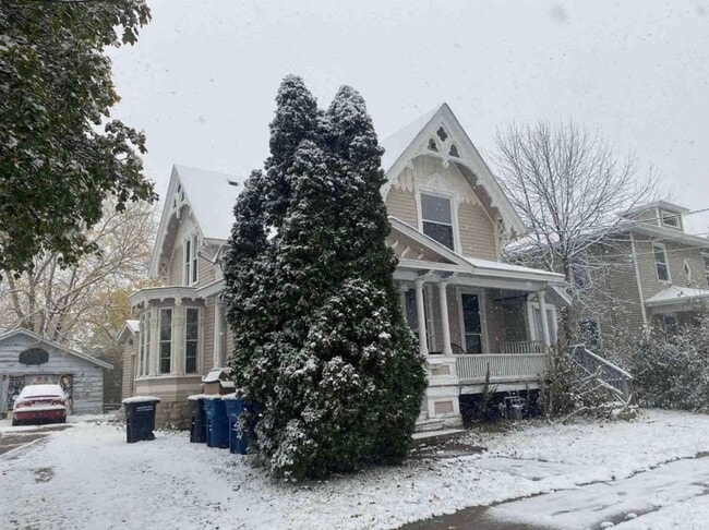 Building Photo - 723/725 Frederick St Unit 725 Frederick St