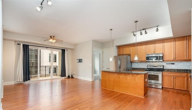 Photo - 4620 Piedmont Row Dr