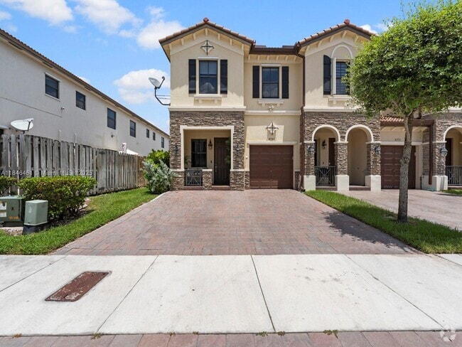 Building Photo - 8781 NW 98th Ct Rental