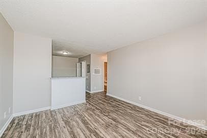 Photo - 233 Hoskins Mill Ln