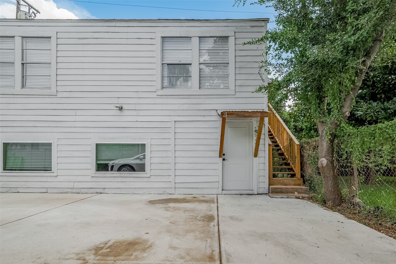 Photo - 1511 Scharpe St Unit 4