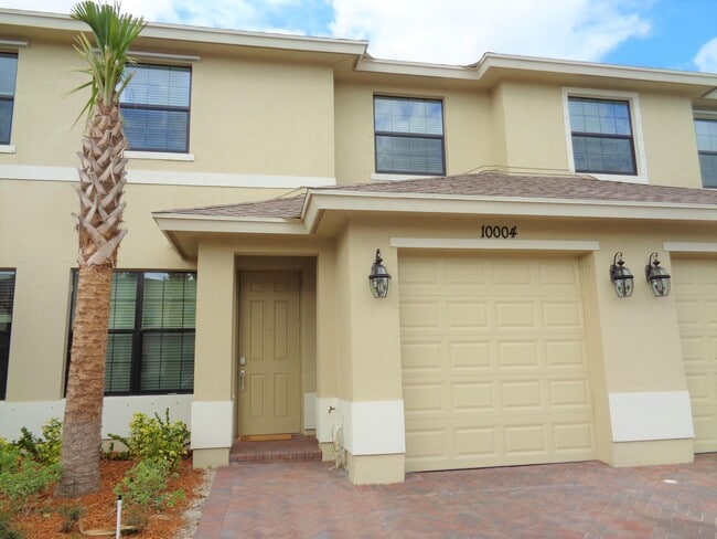 Photo - 10004 W Villa Cir Townhome