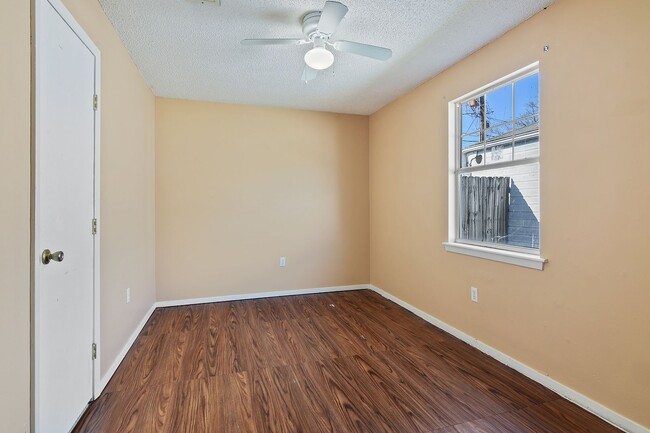 Photo - 3 bedroom Home near LSU