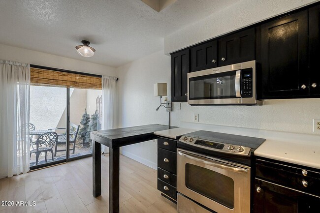 Photo - 2921 E Keim Dr