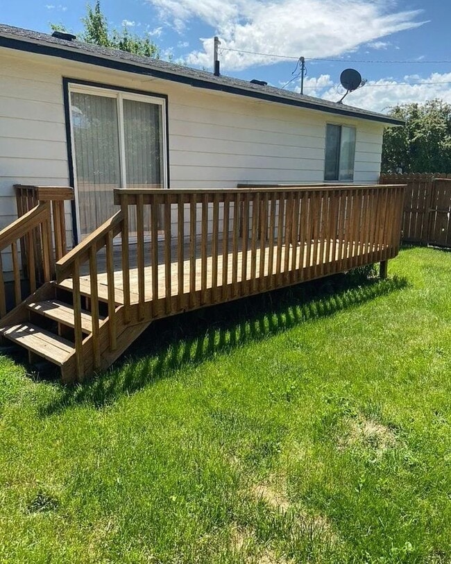 Photo - Beautiful 3 bedroom 1 bath home for rent in Sugar City!