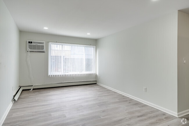 2BR, 1BA - 900SF - Living Room - Dorchester Arms