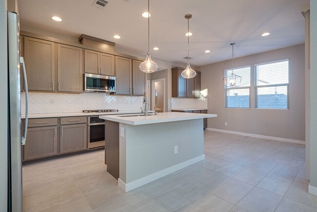 Photo - Tri-Level Three Bedroom Home with Spectacular City & Mountain Views