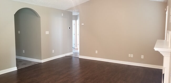 Photo - 3706 Pioneer Dr