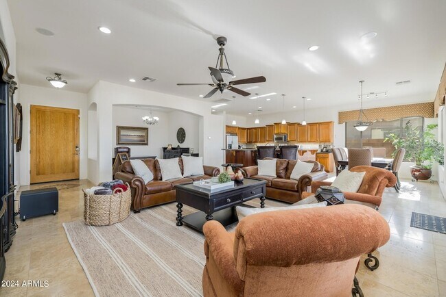 Photo - 4176 E Clubview Dr