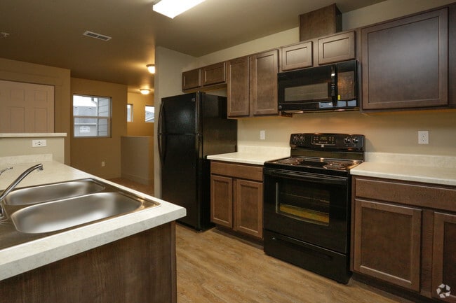 2BR, 2BA - 1,252 SF - The Villas at Hayden North