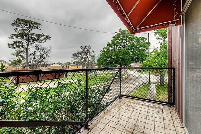 Photo - 2605 Calumet St Unit 48