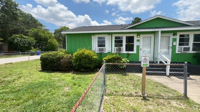 Building Photo - Spring Lake Rental