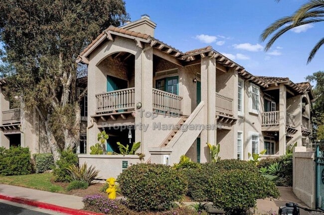 Beautifully Updated 2-Bedroom, 2-Bath Cond... - Beautifully Updated 2-Bedroom, 2-Bath Cond... Condo