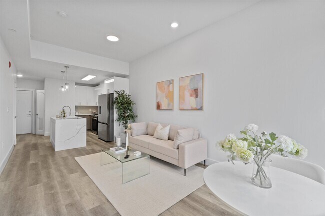 Photo - 412 WHITON St Unit 307