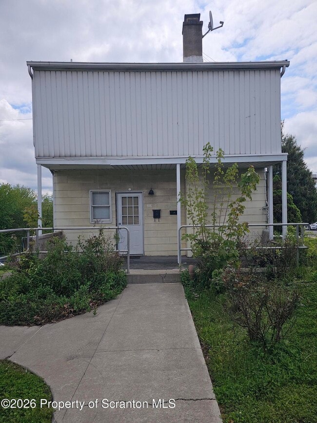 Building Photo - 106 N Main St