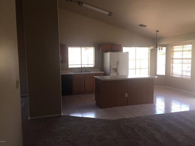 Photo - Charming 3 bedroom home in Glendale with NO HOA!!!