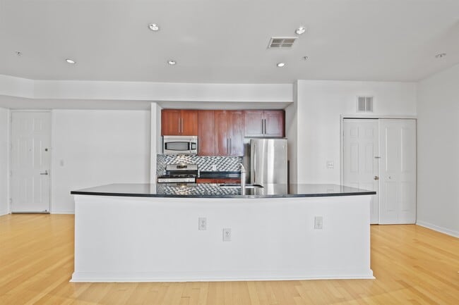 Photo - 1100 Adams St Unit 514