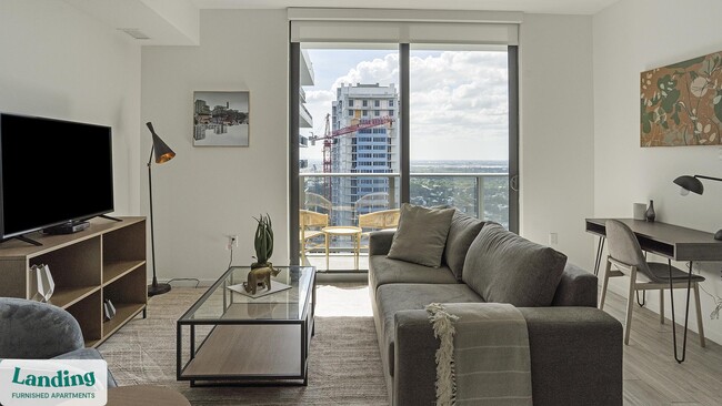 Building Photo - 301 SW 1st Ave Rental