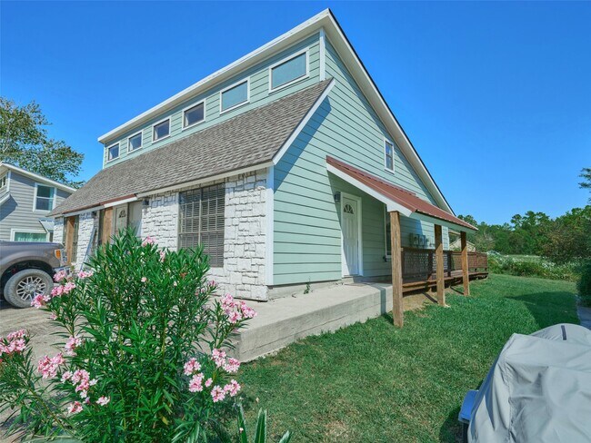 Photo - 21 Harbour Row Dr