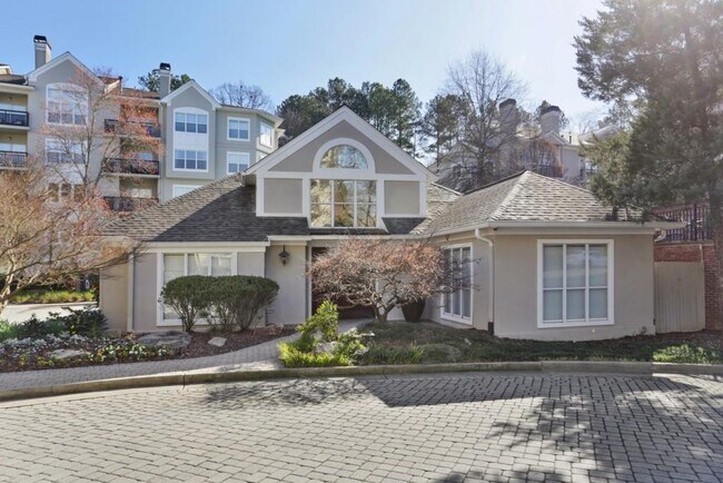 Photo - 4246 River Green Dr NW Unit 208