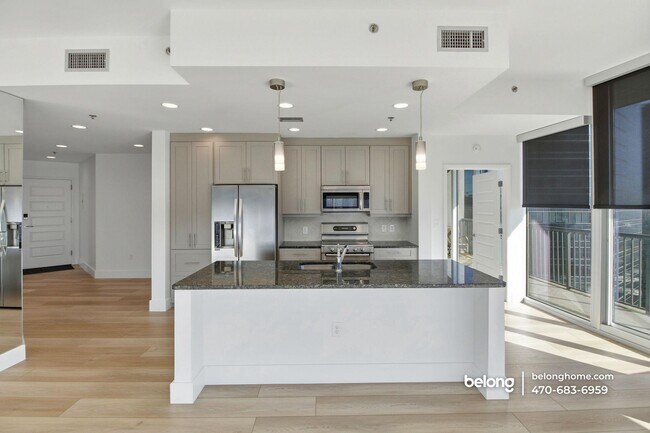 Photo - 1080 Peachtree St NE