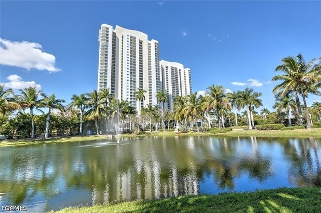 Photo - 3000 Oasis Grand Blvd Unit 407