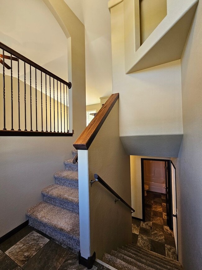 Photo - 4 BEDROOM | 3 BATH | TOWNHOME | GARAGE | WEST SIDE
