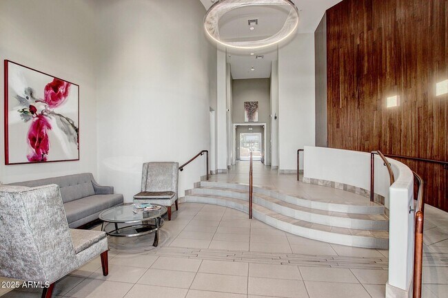 Photo - 17 W Vernon Ave