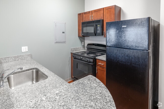 2BR, 2BR - 800SF - 2x2 - Kitchen
