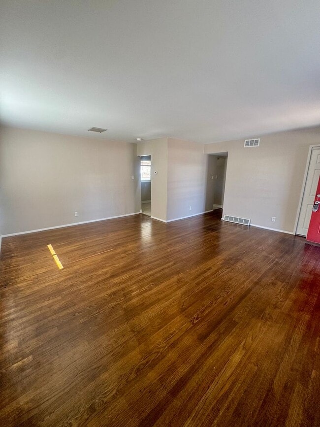 Photo - Updated 3 bedroom Centrally Located