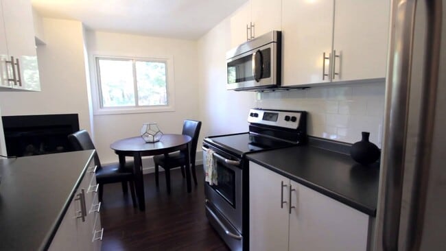 Photo - Huge, Top-Floor, Two-Bedroom, Recently Renovated At 477 Lancaster St W! Unit 52