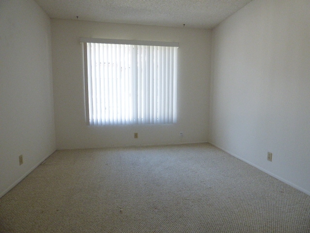 Bedroom - 4075 Porte La Paz Unit 171