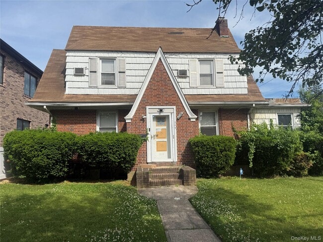 Building Photo - 203 Rockaway Pkwy Unit 2nd FL