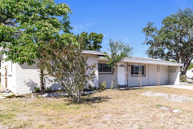 Photo - 5100 98th Ave