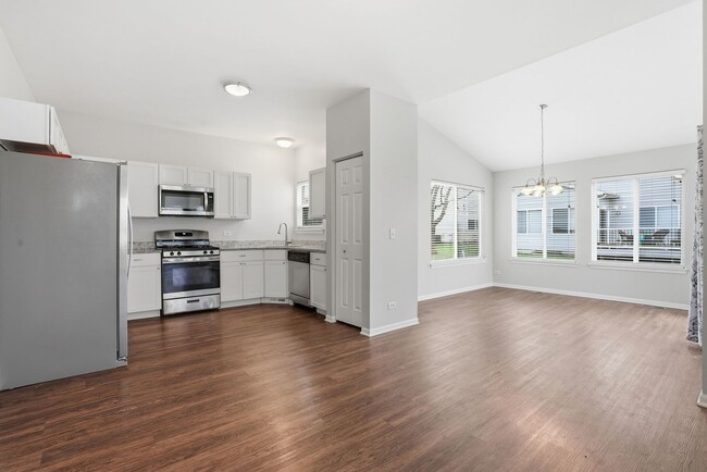 Photo - 2647 Pecos Cir