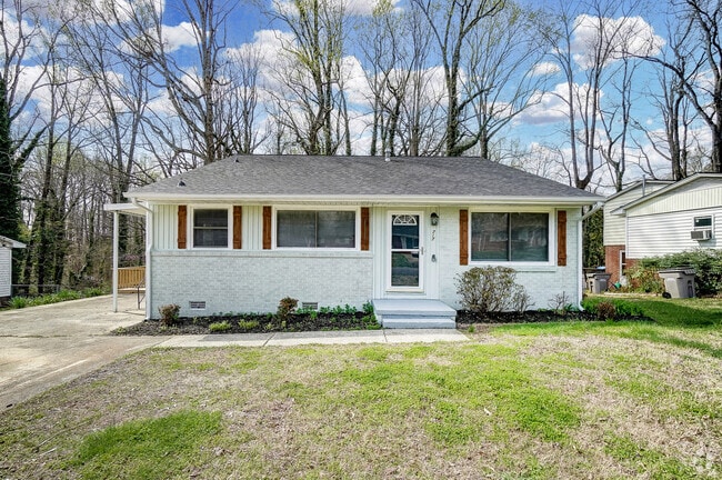Building Photo - 717 Forest Dr Rental